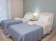 Agios-Ioannis-Villas-Interior-Lefkada-Twin-Bedroom-12