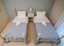 Agios-Ioannis-Villas-Interior-Lefkada-Twin-Bedroom-3
